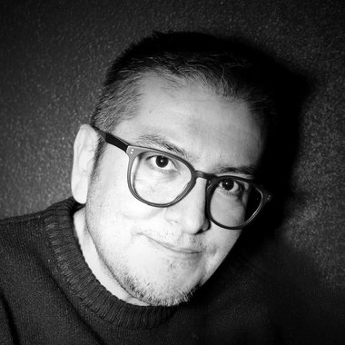 JUAN G. - Freelance Graphic Designer