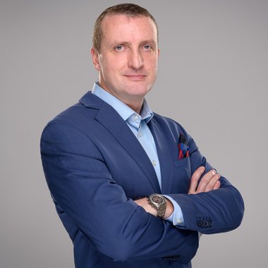 Peter E. - Freelance Cms Developer