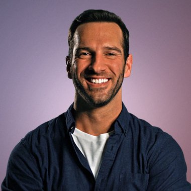 Harris P. - Freelance Motion Graphic Designer