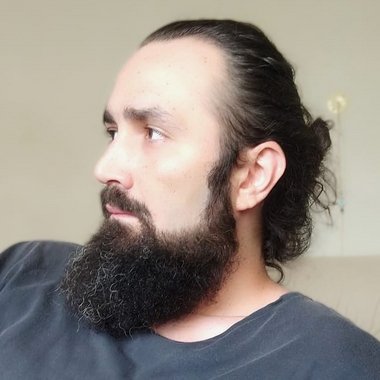 Matheus M. - Freelance Graphic Designer