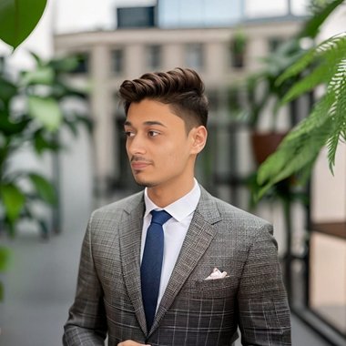 Moman R. - Freelance Seo Expert