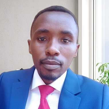 Charlie N. - Freelance Marketer