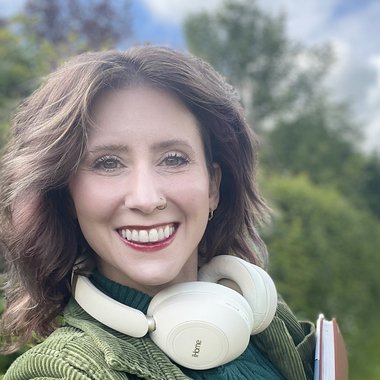 Jen B. - Freelance Illustrator