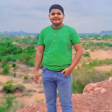 Kumher - Freelance Assistant Editor