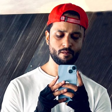 Amit S. - Freelance Designer