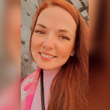 Iulia-Emilia H. - Freelance Web Designer