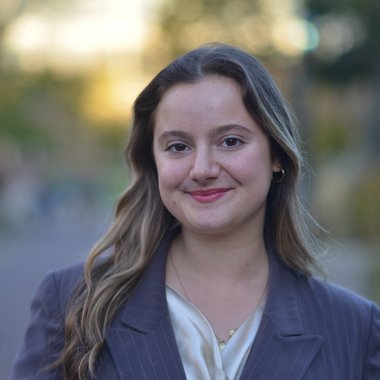 Yael B. - Freelance Designer