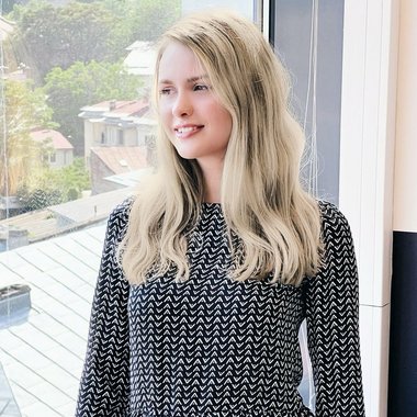 Alexandra R. - Freelance Growth Marketer