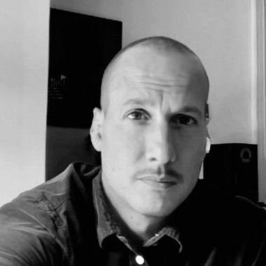 Mario H. - Freelance Creative Director