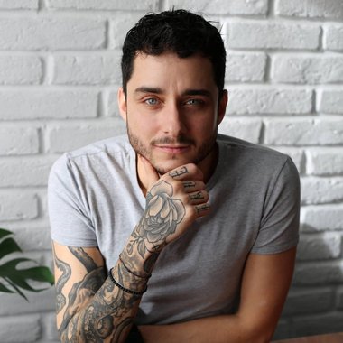 Sanjin S. - Freelance Ui Designer