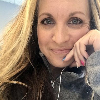 Lyndsay B. - Freelance Flyer Designer