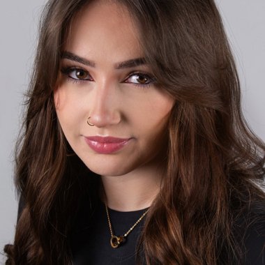 Georgia M. - Freelance Presentation Designer
