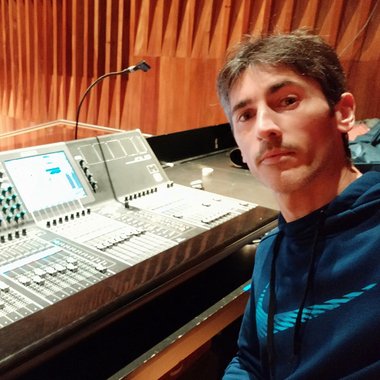 Juan C. - Freelance Bassist