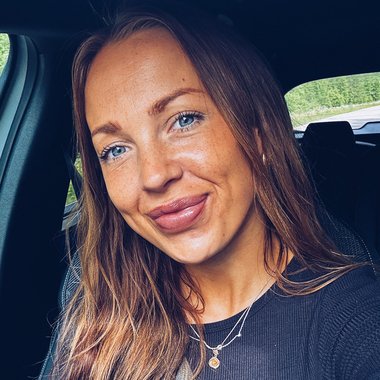 Alexandra - Freelance Content Creator