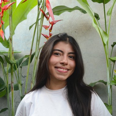 DANIELA C. - Freelance Image Editor