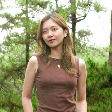 DIANE B. - Freelance Social Media Freelancer