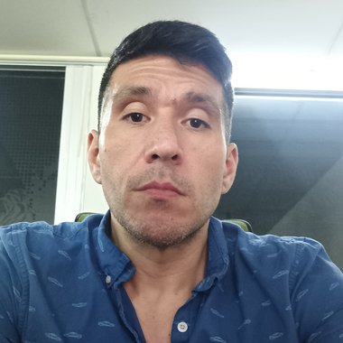 Emerson V. - Freelance Logo Designer