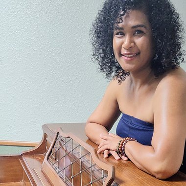 Vanisha E. - Freelance Vocalist
