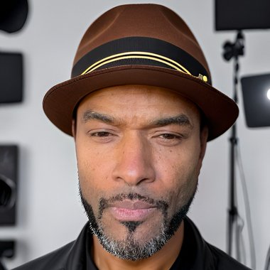 Elhad P. - Freelance Music Producer