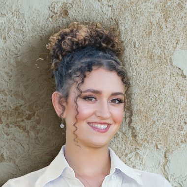 Lizel K. - Freelance Product Designer