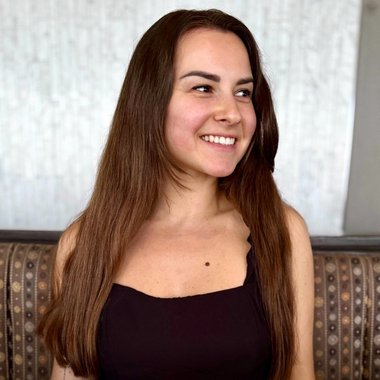 Anhelina P. - Freelance Ugc Creator