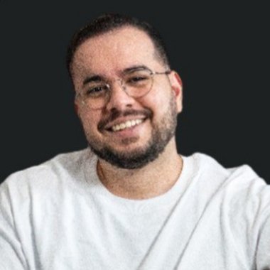 Mário B. - Freelance Graphic Designer