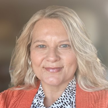 Glenna S. - Freelance Writer