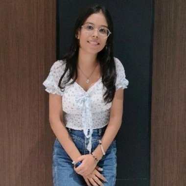 Akanksha K. - Freelance Brand Designer