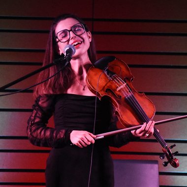 Joana C. - Freelance Musician