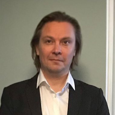 Harry C. - Freelance Video Editor