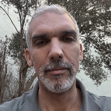 Tony B. - Freelance Product Marketer