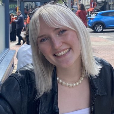 Charli B. - Freelance Social Media Manager