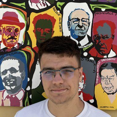 Paul N. - Freelance Web Designer