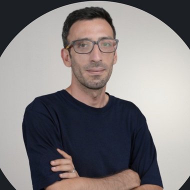 Muhamer M. - Freelance Motion Graphic Designer