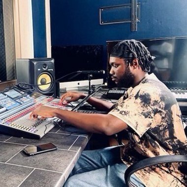 Michael A. - Freelance Mixing Engineer