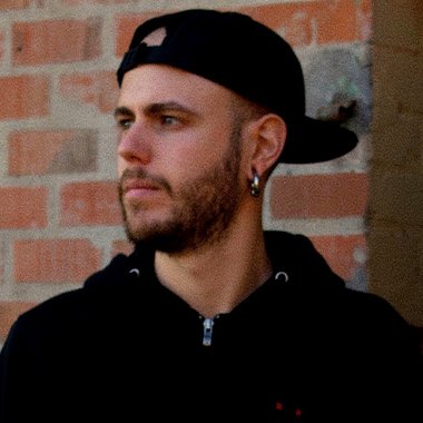 Omar B. - Freelance Mixing Engineer