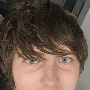 Oleander B. - Freelance Music Producer