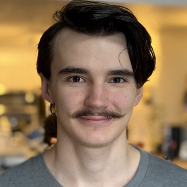 Stephen L. - Freelance Cinematographer