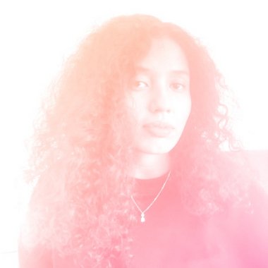 Yelsi D. - Freelance Voiceover Artist