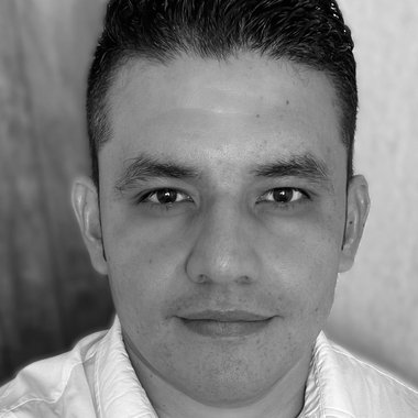 Marlon R. - Freelance Web Developer