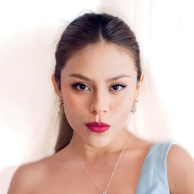 Alice C. - Freelance Web Designer