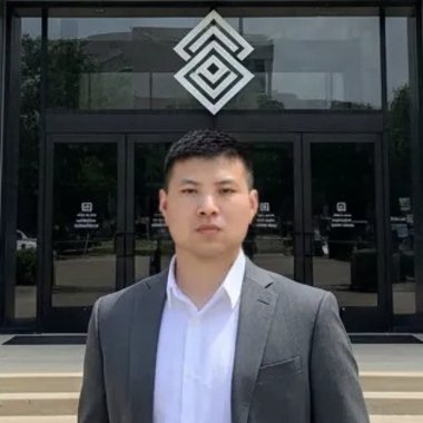 Ian G. - Freelance Web Developer