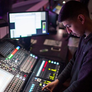 Alex F. - Freelance Lead Sound Engineer