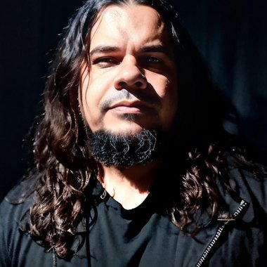 LEONARDO M. - Freelance Designer