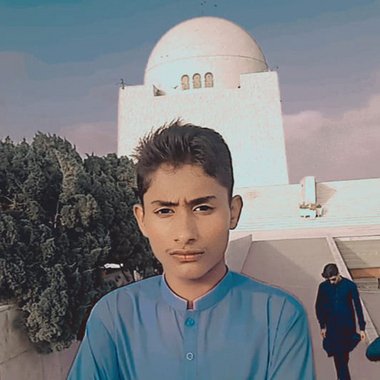 Maqbool s. - Freelance Graphic Designer