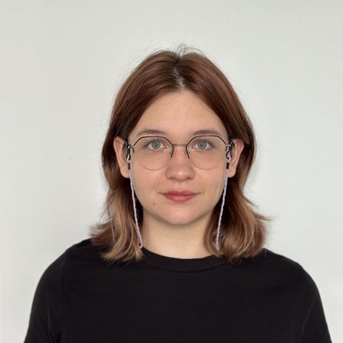 Anna H. - Freelance T Shirt Designer