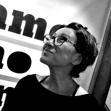 Mila P. - Freelance Brand Designer