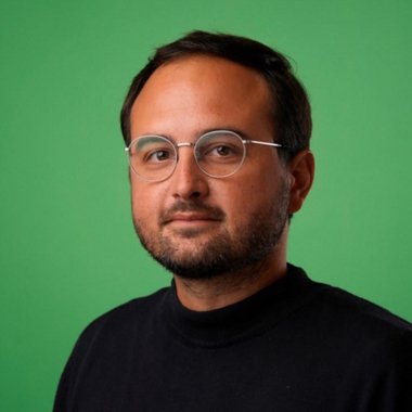 Nicholas H. - Freelance Designer