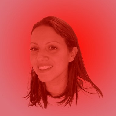 Claudia C. - Freelance Graphic Designer