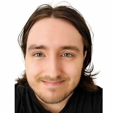 devinsmrekar - Freelance Graphic Designer